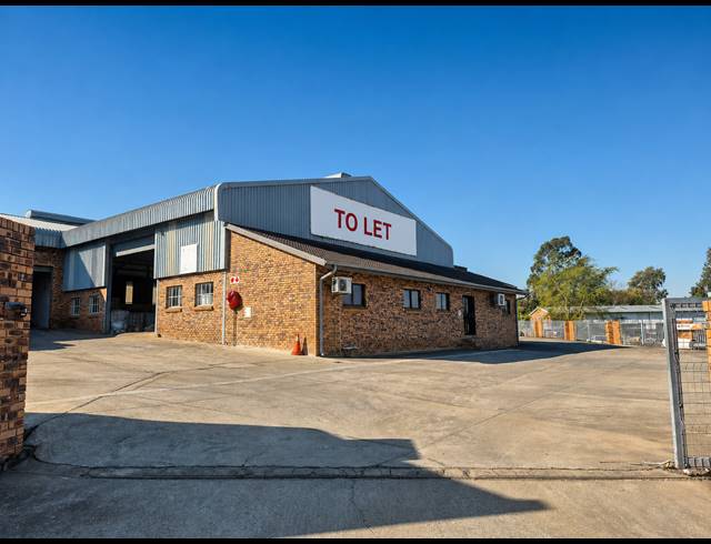 711M² WAREHOUSE TO LET IN WHITE RIVER INDUSTRIAL